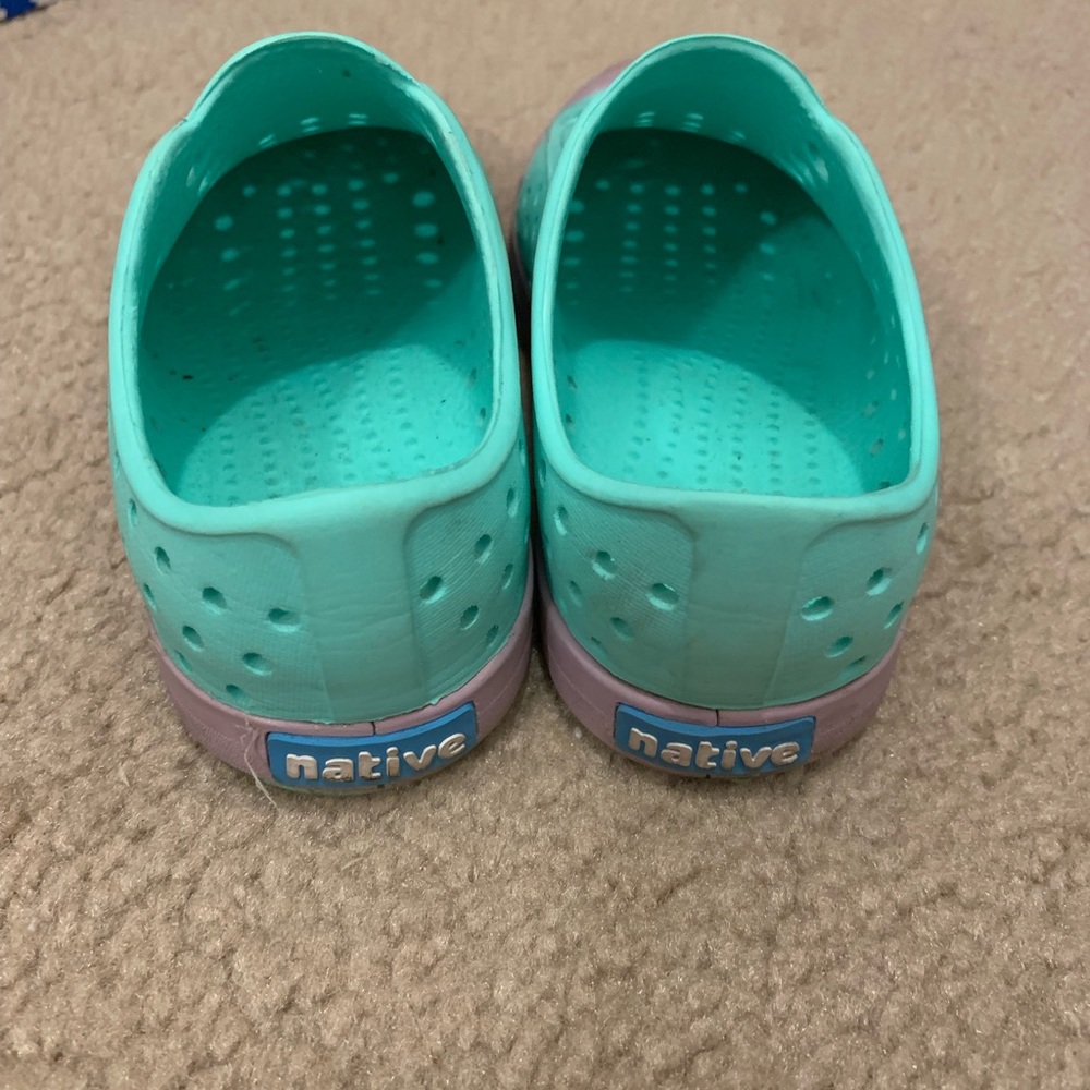 Native sandals - Picture 3 of 3